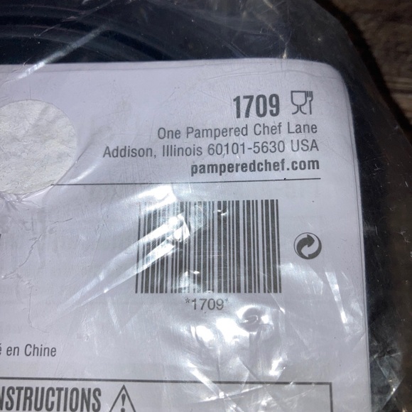 Pampered Chef Kitchen Retired Pampered Chef Pie Dough Cutters 79 New In Package Nip Poshmark